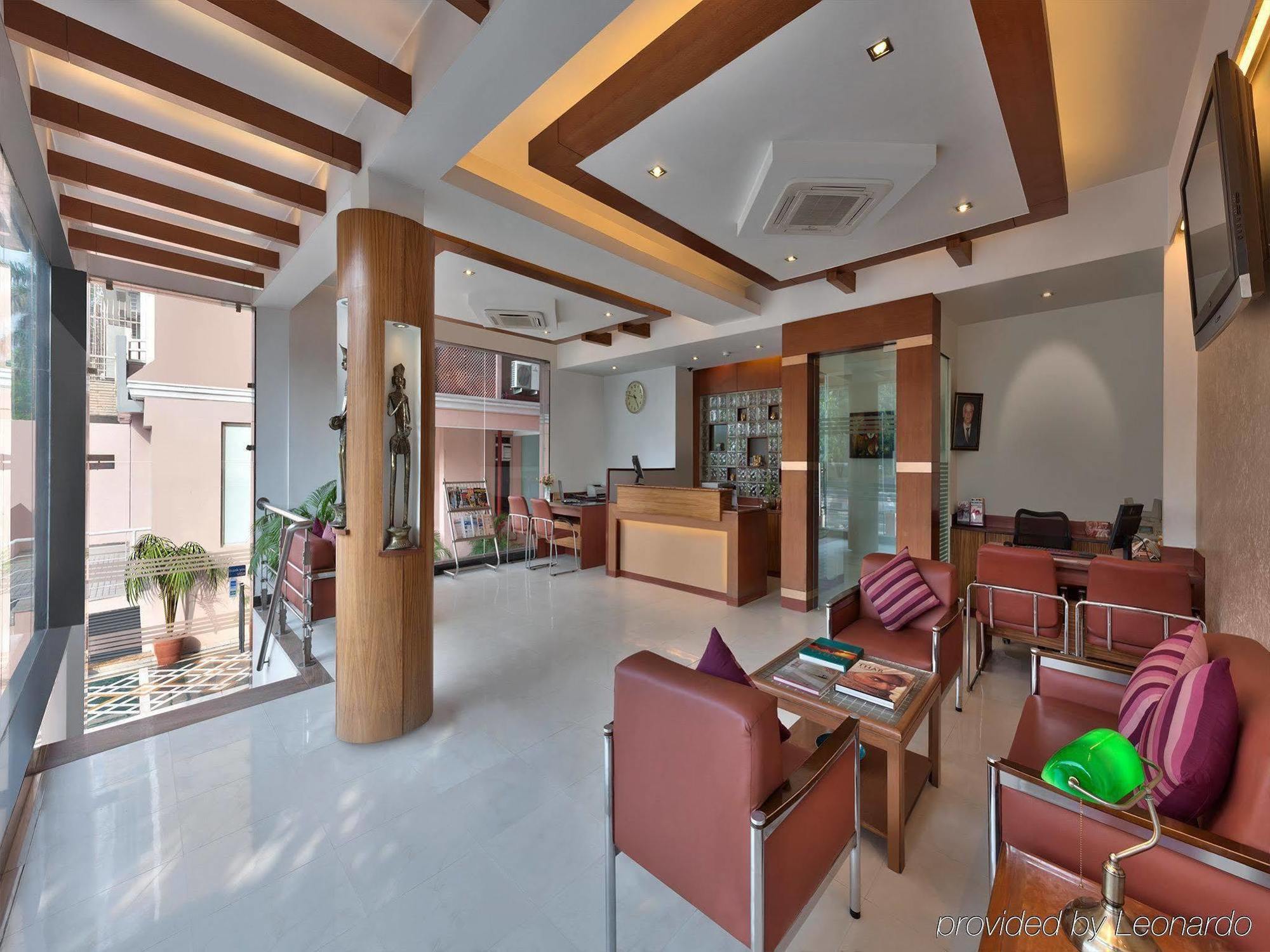 Regale Inn New Delhi Luaran gambar